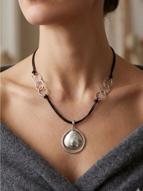 Silpada Retired N1440 Sterling Silver & Black Leather Teardrop Pendant Necklace